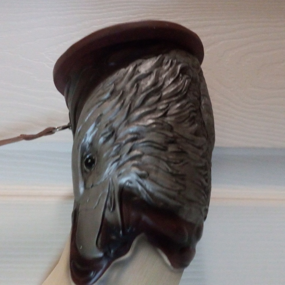 Collectible Powder Horn/Flasks - Picture 4 of 8